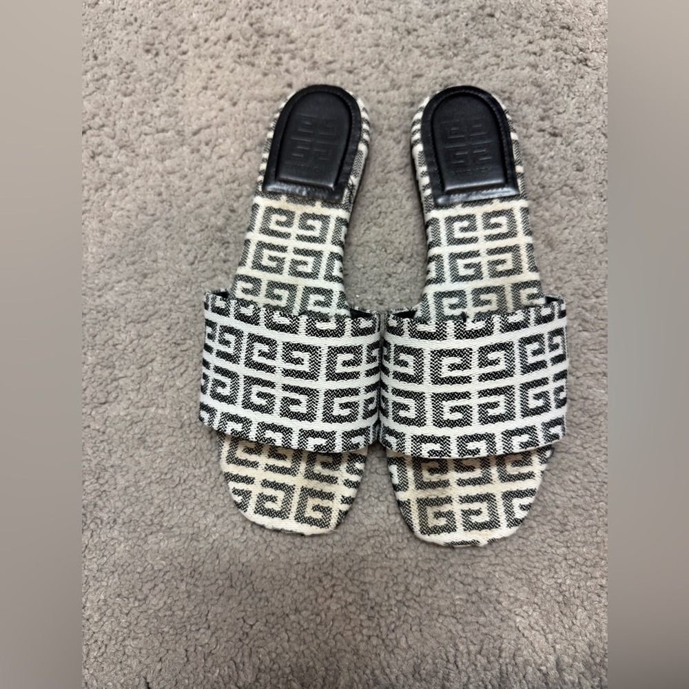 Givenchy logo sandals